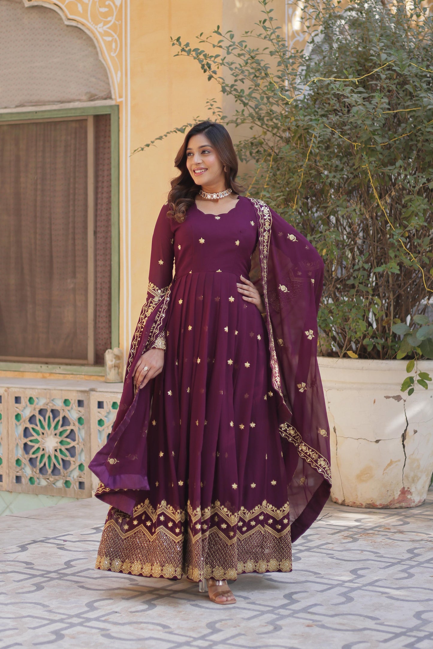 PREMIUM DESIGNER READYMADE GOWN