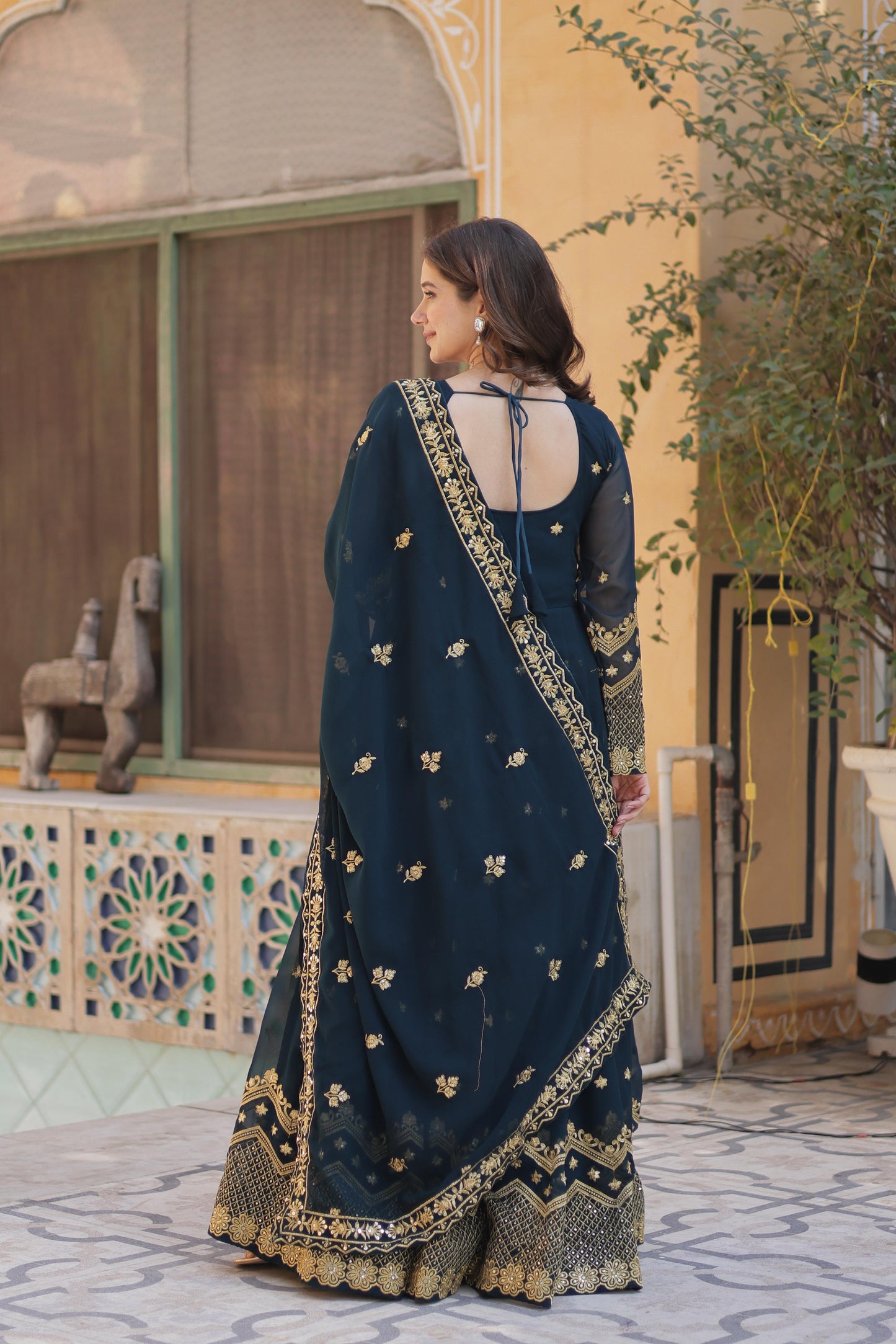 PREMIUM DESIGNER READYMADE GOWN