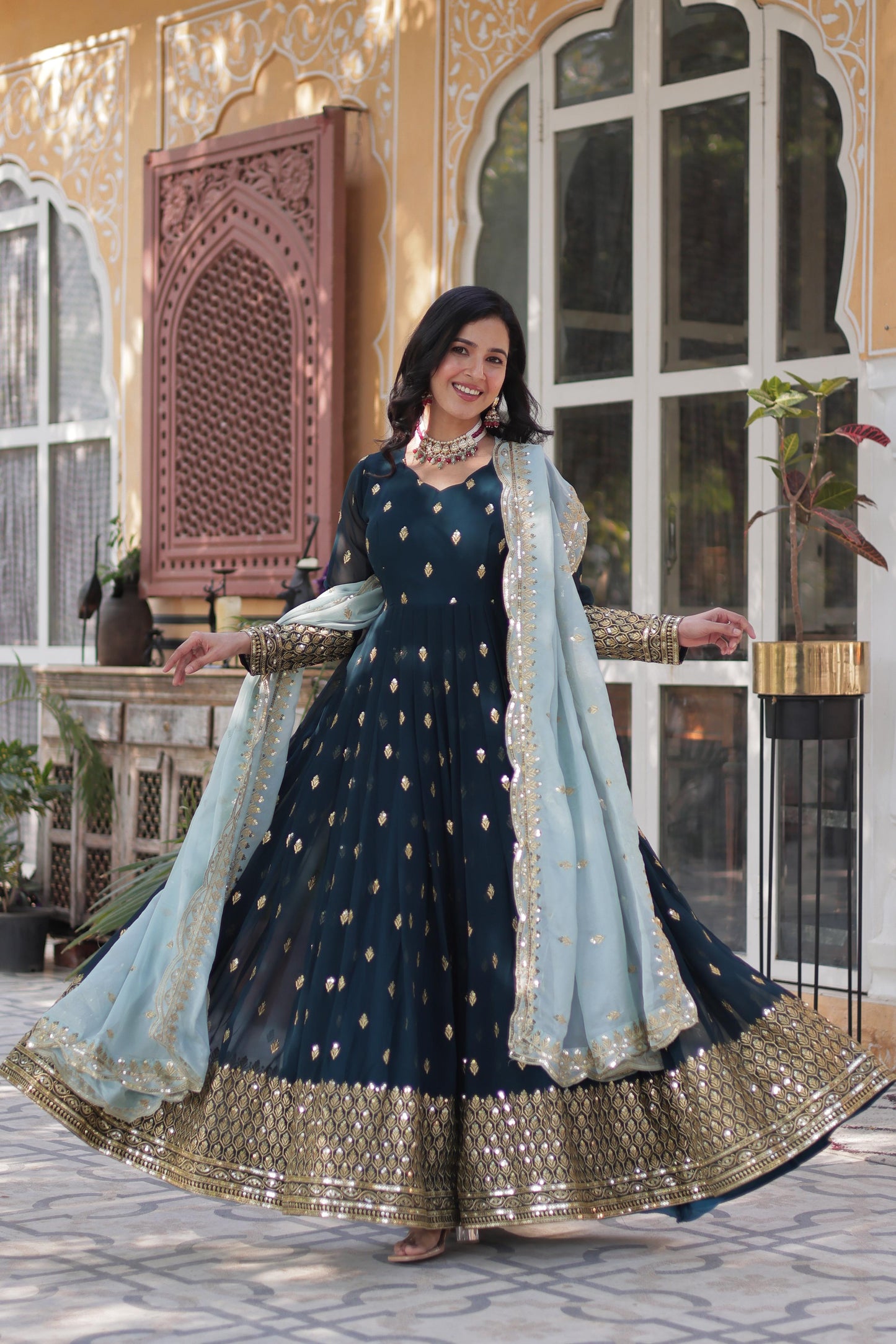PREMIUM DESIGNER READYMADE GOWN