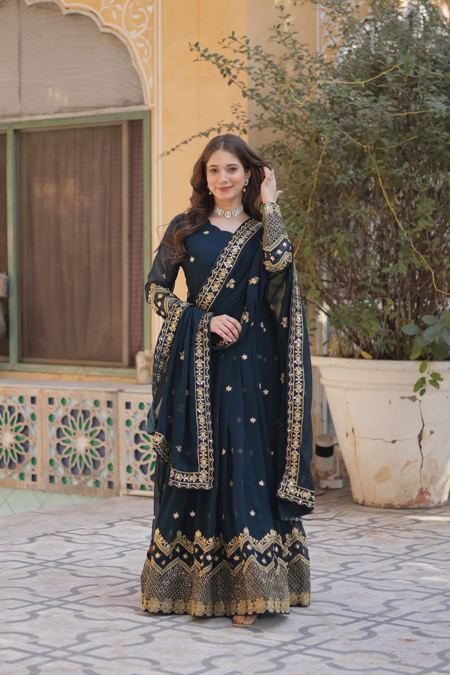 PREMIUM DESIGNER READYMADE GOWN