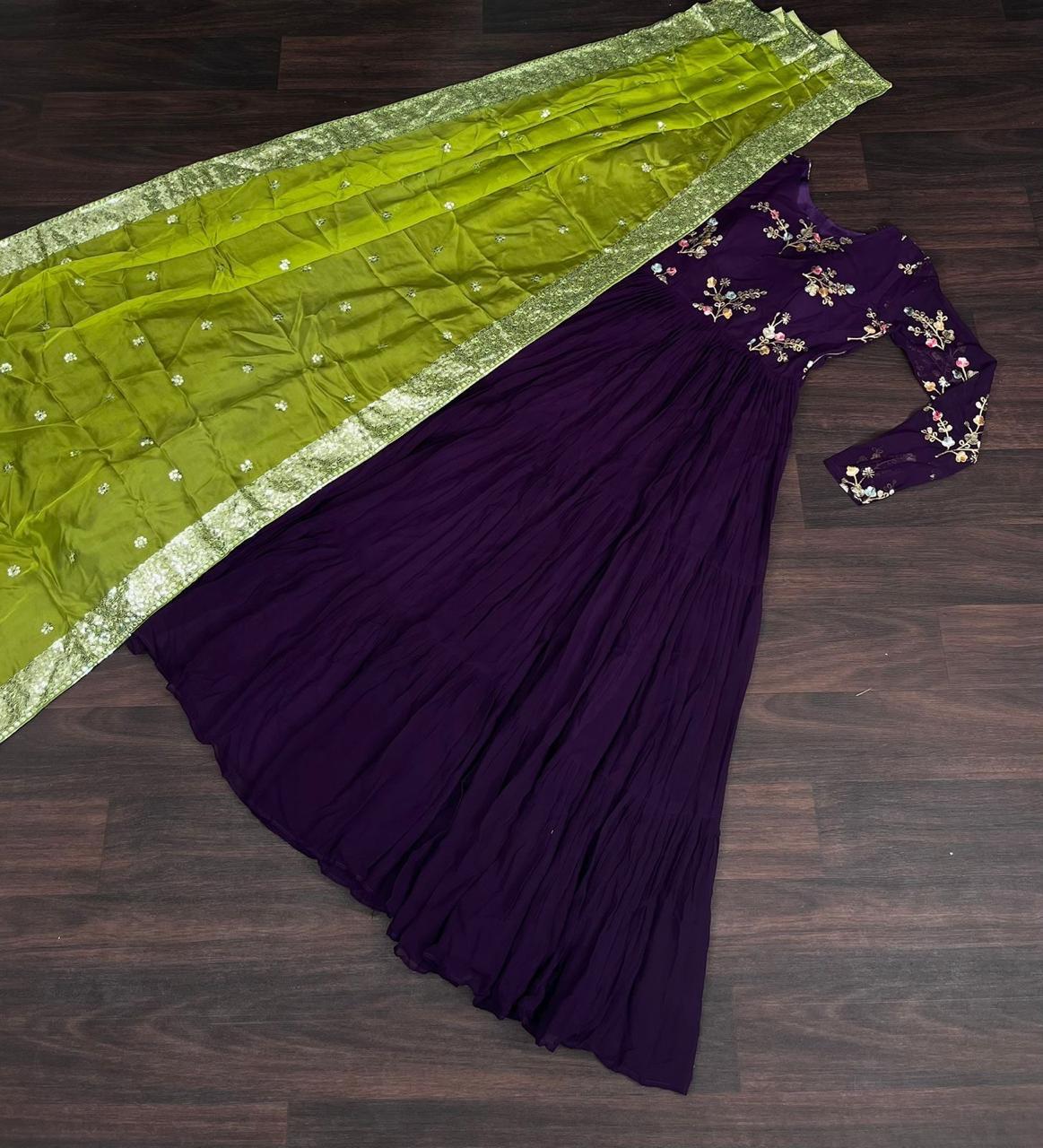 💃🏼 Faux Georgette Gown with Russian silk Dupatta With Adorable Embroidered thread work. 🥰
