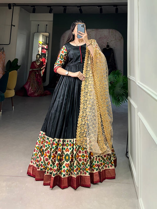 New Dolla Silk Fabric Gown Trending item