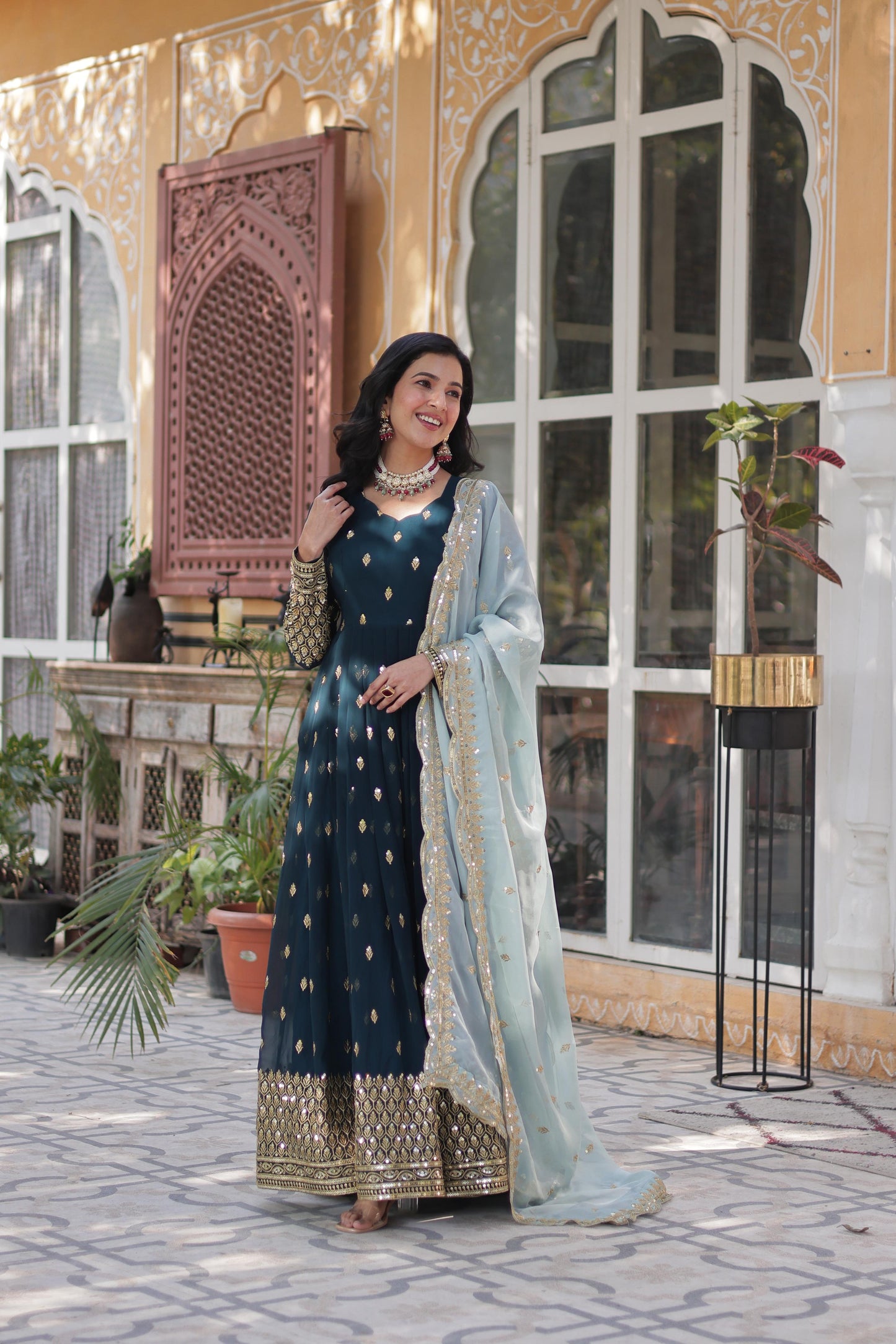 PREMIUM DESIGNER READYMADE GOWN