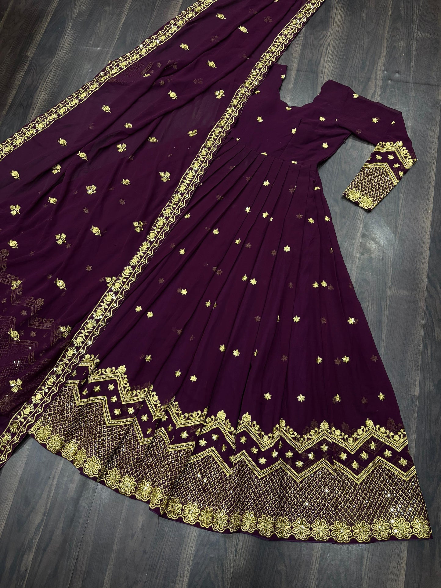 PREMIUM DESIGNER READYMADE GOWN