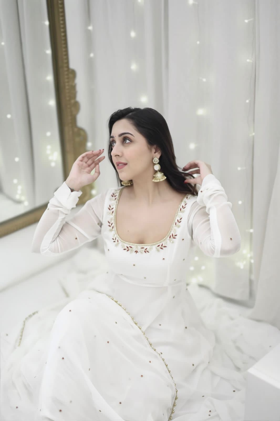Anarkali on Faux Georgette With Hand work and Pent on Crep febric and Dupatta on also Faux Georgette febri With hand work & Facy Lace